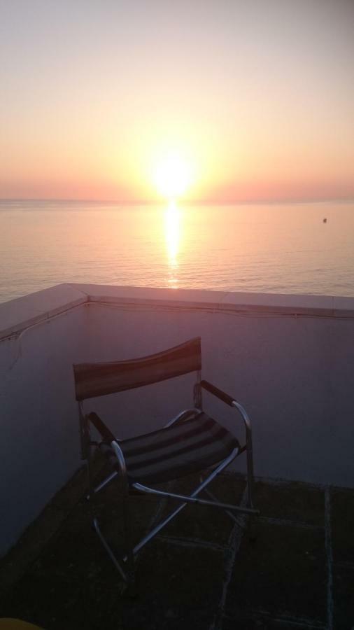 Casa Adriana Fronte Mare Apartment Монополи Екстериор снимка