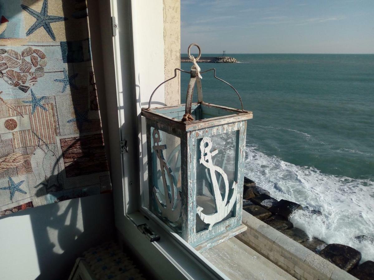 Casa Adriana Fronte Mare Apartment Монополи Екстериор снимка