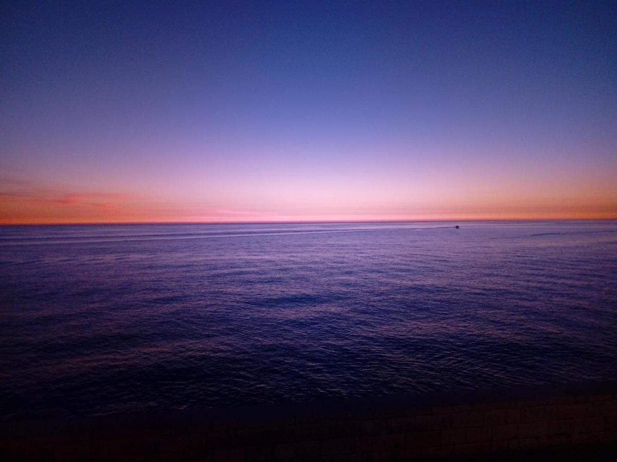 Casa Adriana Fronte Mare Apartment Монополи Екстериор снимка